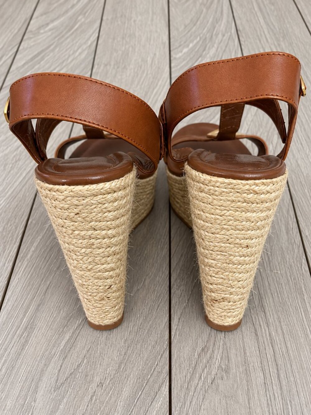 Kate Spade Luxe Studded Leather Espadrille Wedges Brown 8.5 NWOB - Picture 3 of 5